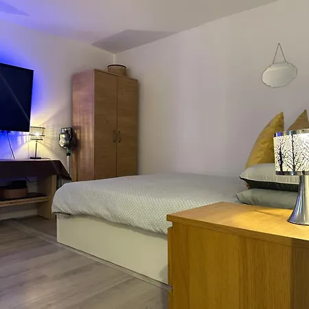 Stylish Studio Flat - Watford Junction - Harry Potter Exterior photo