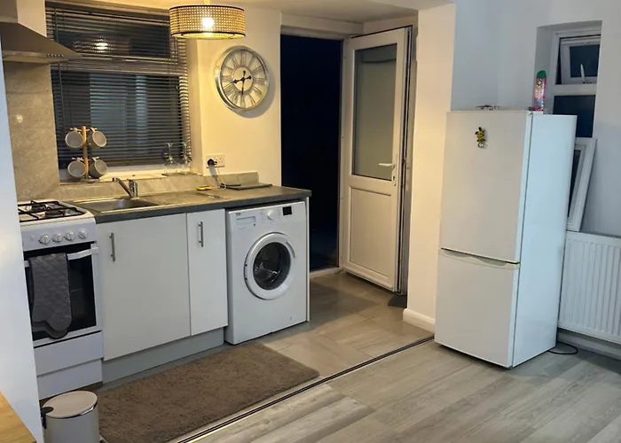 Stylish Studio Flat - Watford Junction - Harry Potter