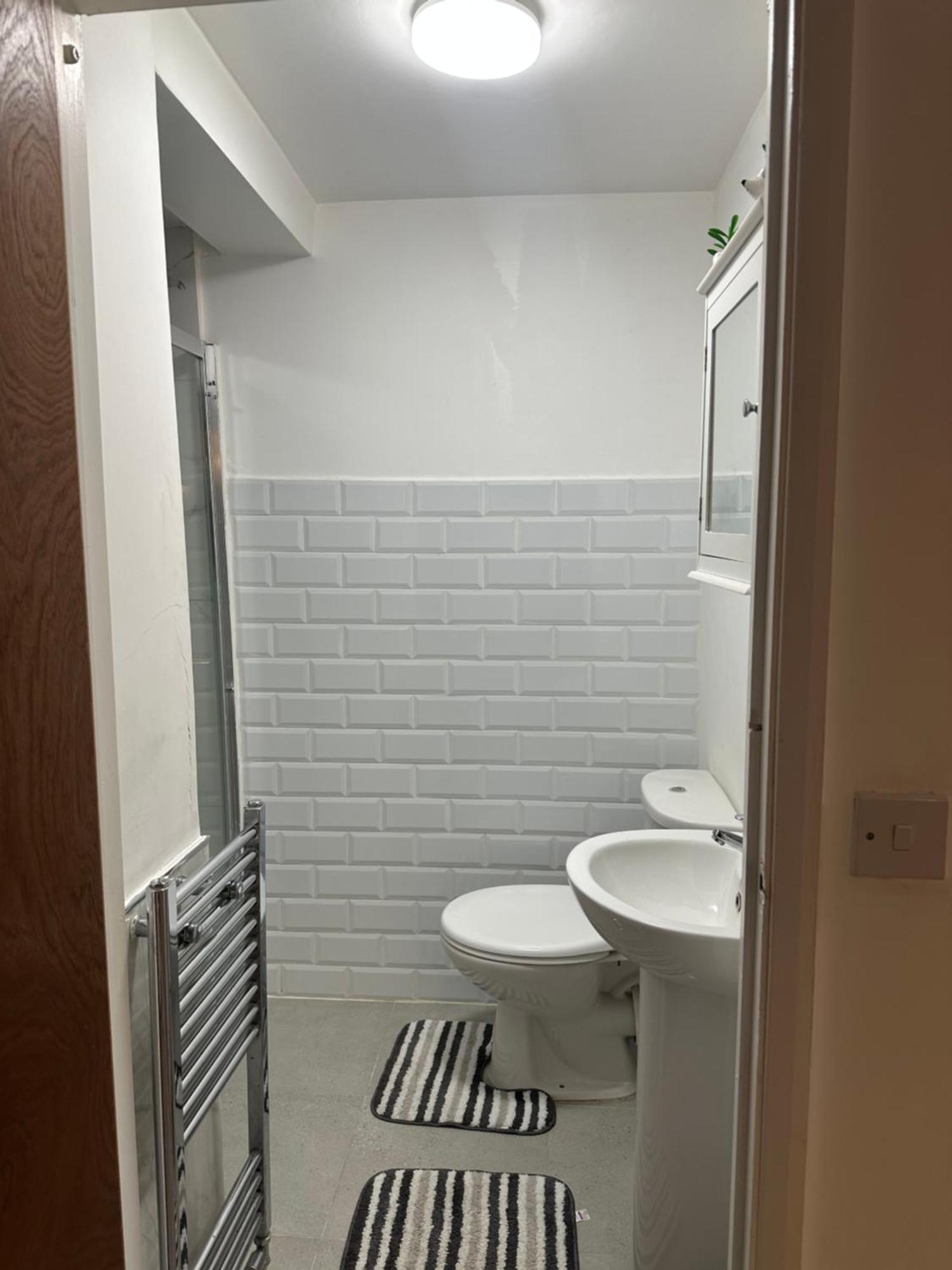 Stylish Flat - Watford Junction - Harry Potter